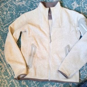 Arcteryx cream sweater jacket medium